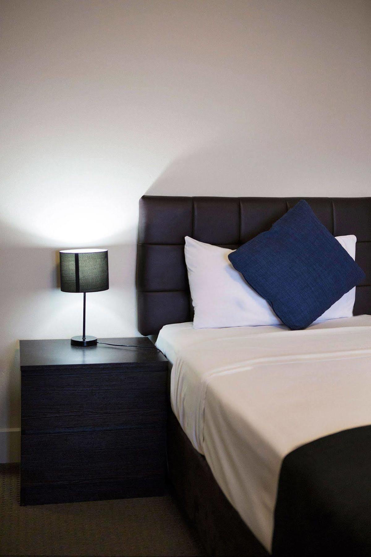 Enfield Hotel Adelajda Zewnętrze zdjęcie